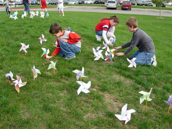 Pinwheels for Peace 012